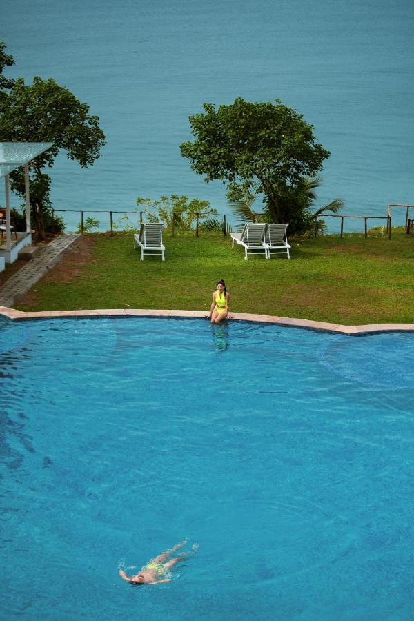 Elixir Cliff Beach Resort And Spa Varkala Exterior foto